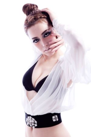 69丨嫩草丨精品亚洲婷婷