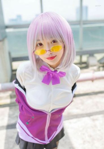 黄蓉小龙女求饶